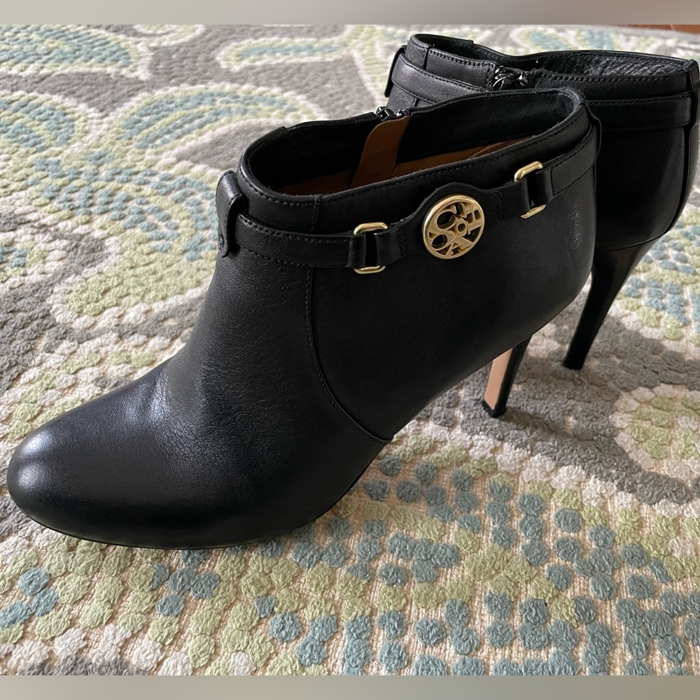 Coach woman’s ankle boots size 8